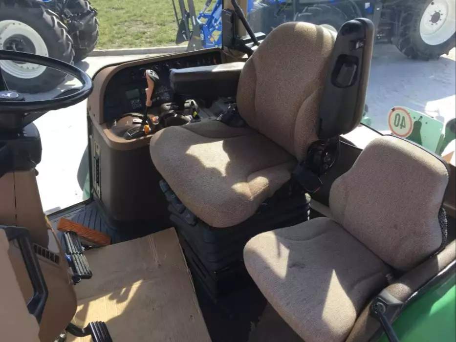 John Deere 7730