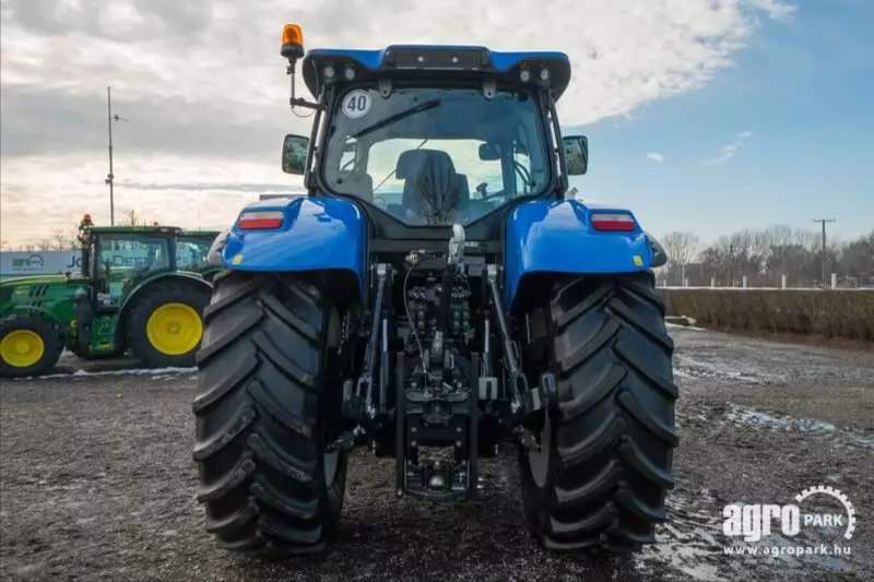 New Holland T7.245